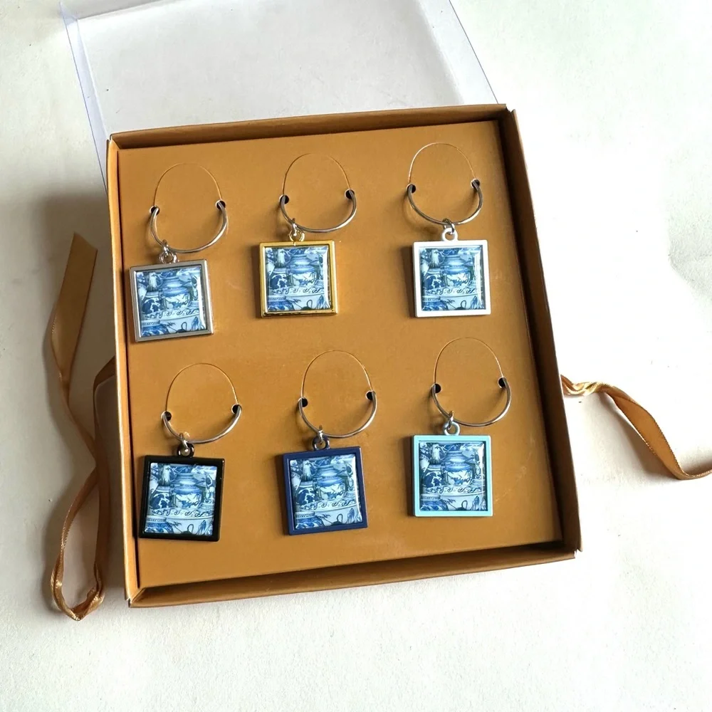 NEW Annie Modica Découpage Whine Charms set of 6